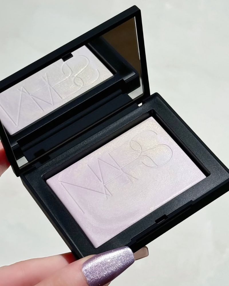 NARS Light Reflecting Prismatic Pressed Powder 10g #Aurora (Limited Edition)  ,NARS Light Reflecting Prismatic Pressed Powder , NARS Light Reflecting Prismatic Pressed Powder ราคา , NARS Light Reflecting Prismatic Pressed Powder รีวิว , NARS แป้งฝุ่น , NARS แป้งเซ็ตติ้ง